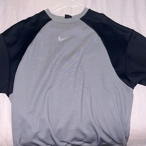Nike Dry fit sweater gray/black size large